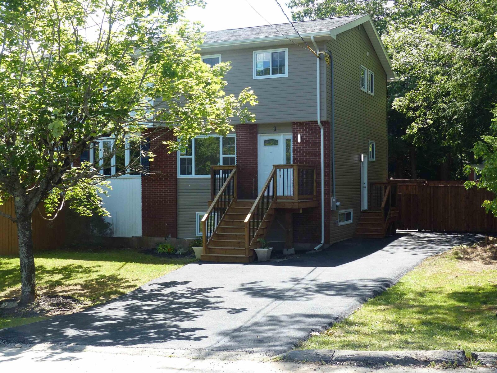 Property Photo: 9 Gordon Court NS B4E 1W5