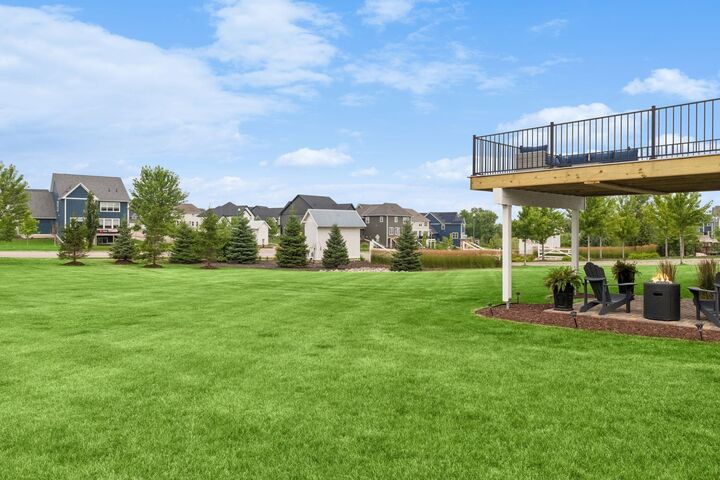 Property Photo:  4391 Millstone Drive  MN 55318 
