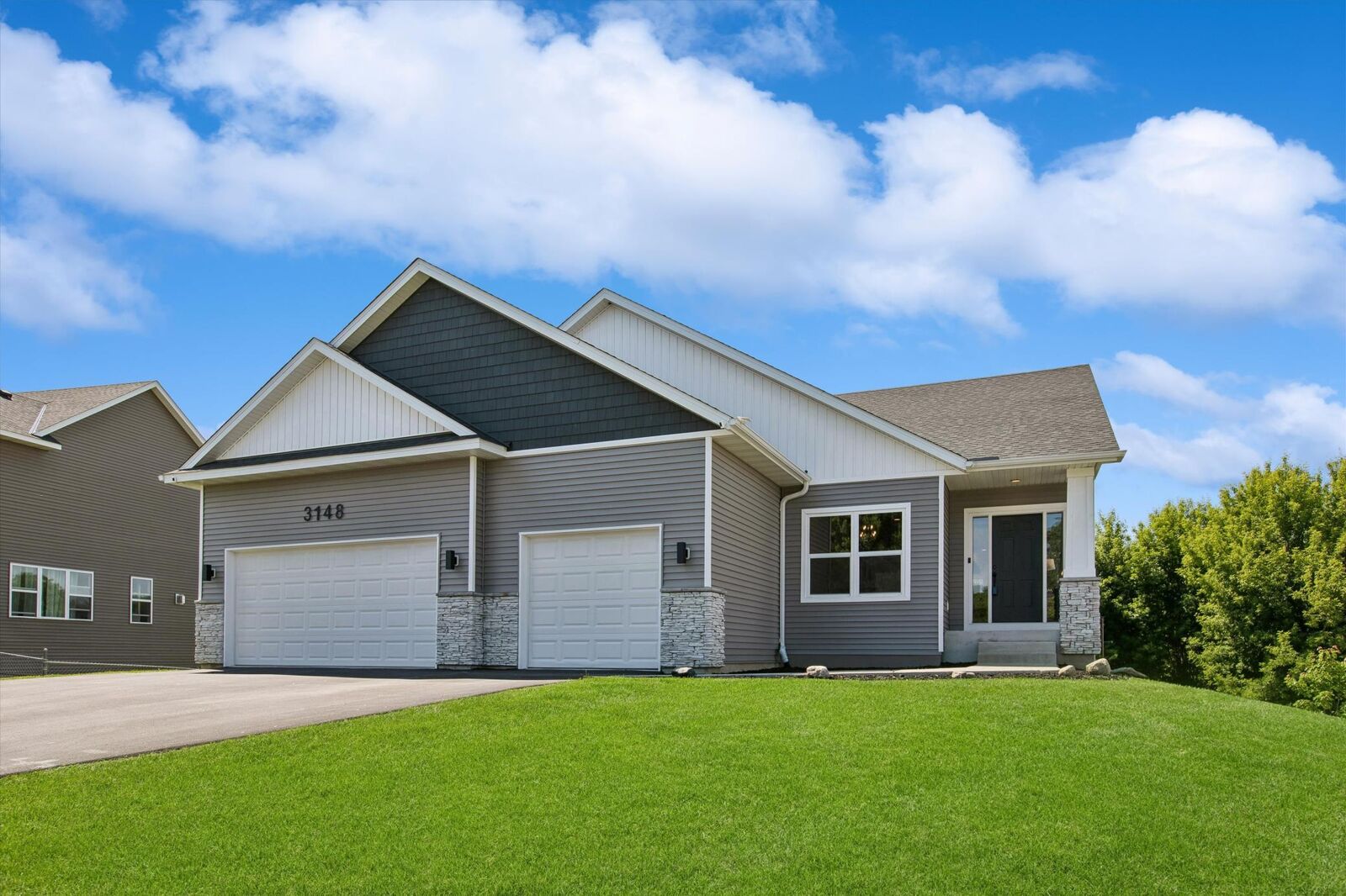 Property Photo:  3148 Aaron Drive  MN 55054 