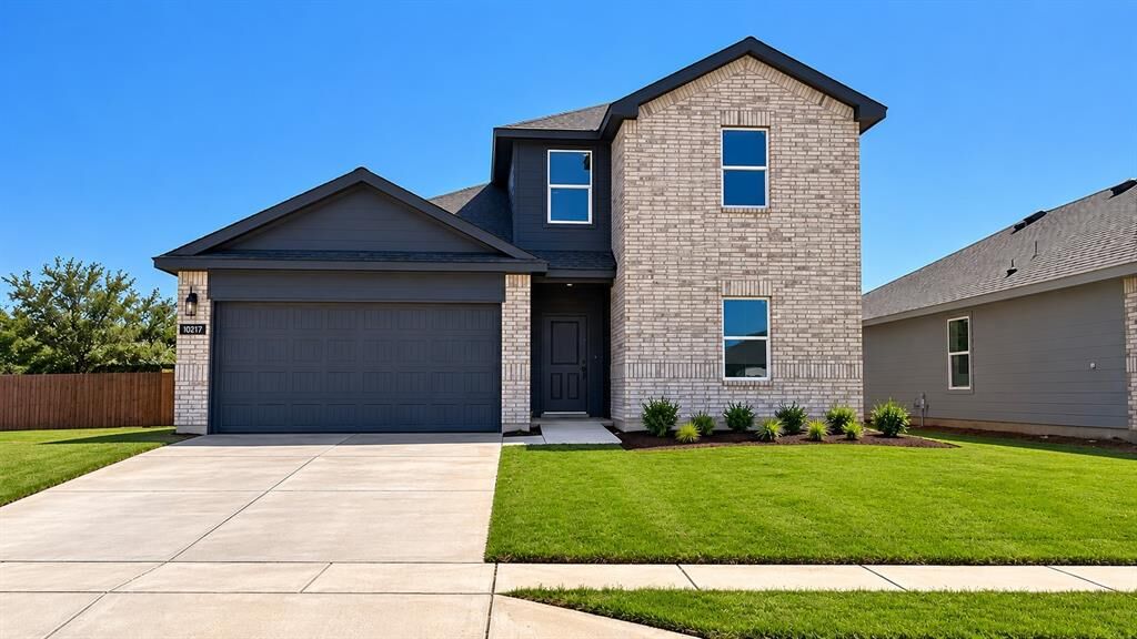 Property Photo: 10217 Cherrytree Lane TX 76140