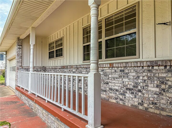 Property Photo:  409 Skyline Drive  AR 72601 