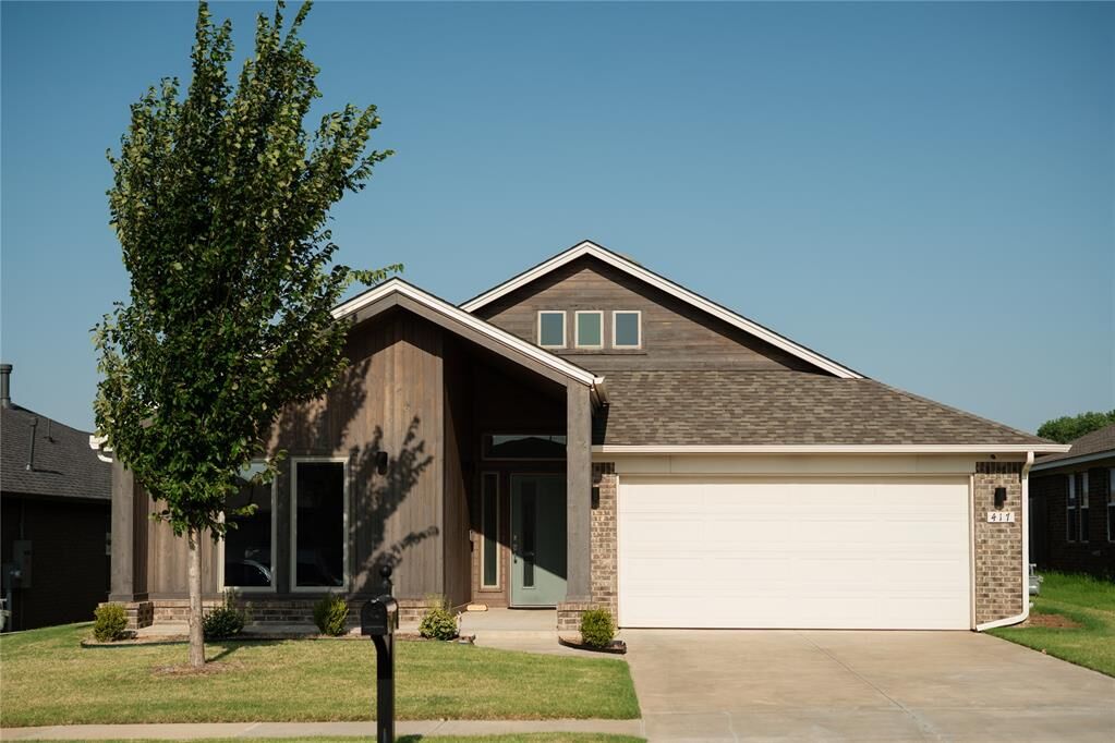 Property Photo:  417 Vista Drive  OK 73099 