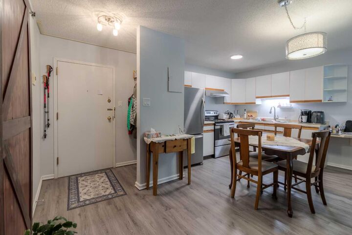 Property Photo:  1237 4 Avenue S 333  AB T1J 0P4 