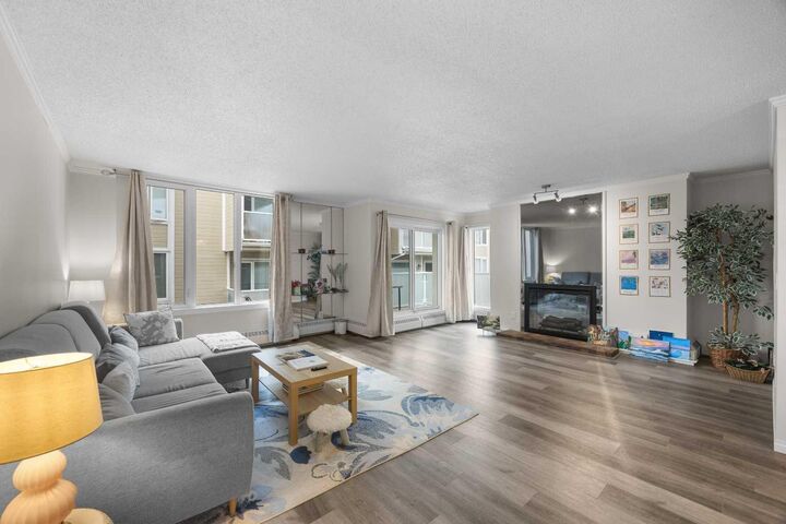 Property Photo:  3727 42 Street NW 203  AB T3A 2W3 