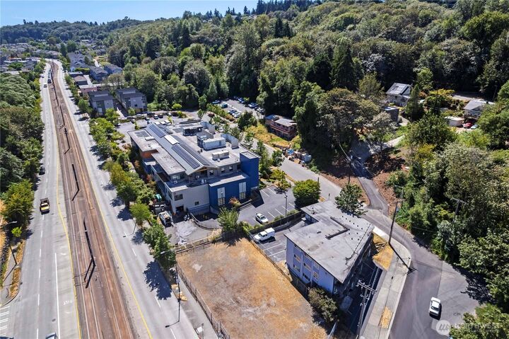 Property Photo: 2701 S Walden Street WA 98144