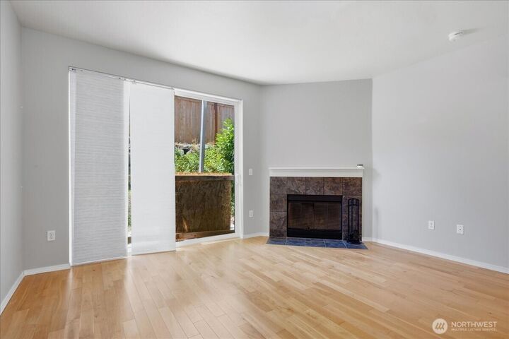 Property Photo: 3116 164th Street SW 1204 WA 98087