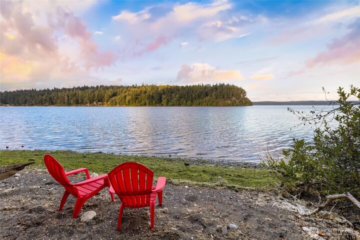 Property Photo: 296 Seven Sisters Road WA 98365