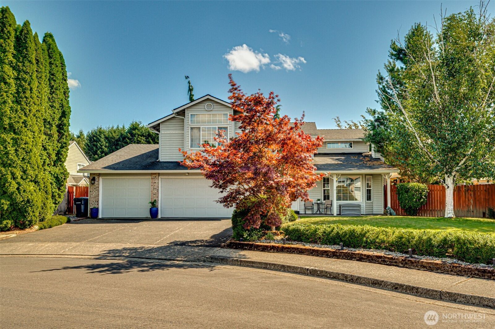 Property Photo:  307 NE 134th Circle  WA 98685 
