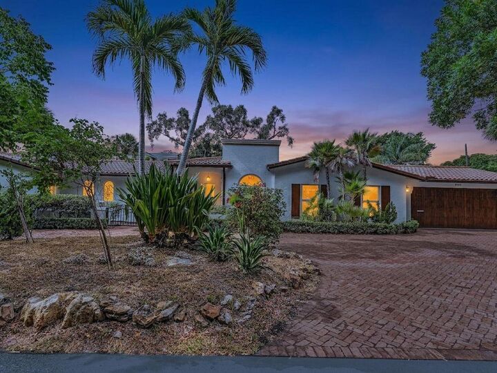 Property Photo:  898 Azalea Street  FL 33486 