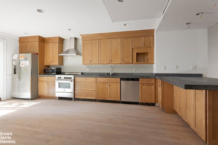 Property Photo:  2007 5th Avenue  NY 10035 