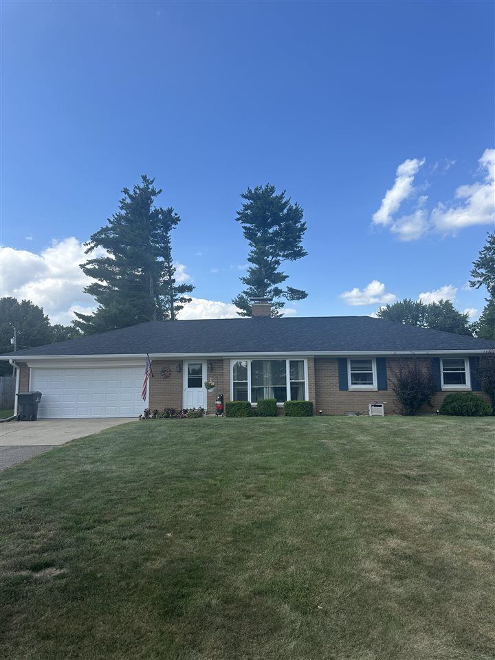 Property Photo:  158 W Alta Lane  IN 47331 