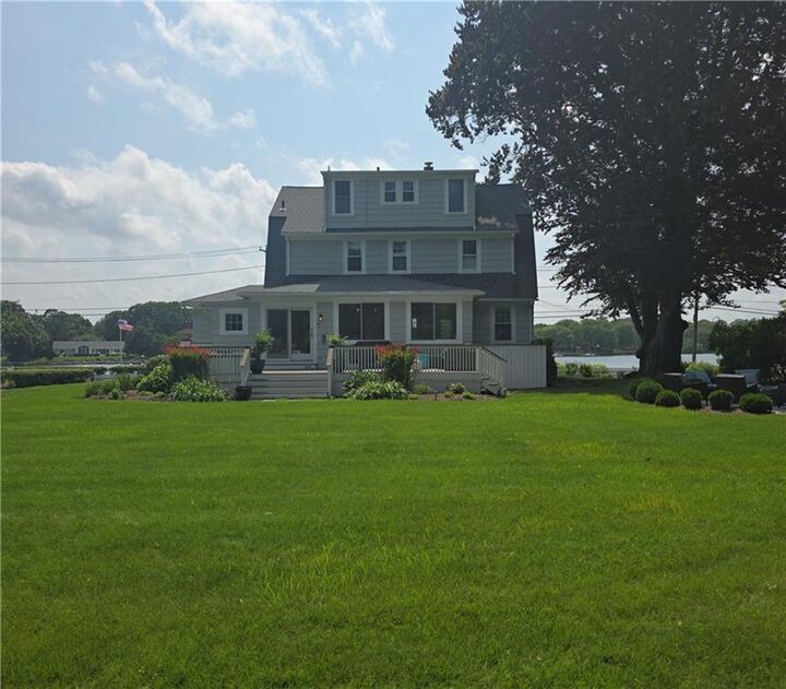 Property Photo:  105 New Meadow Road  RI 02806 
