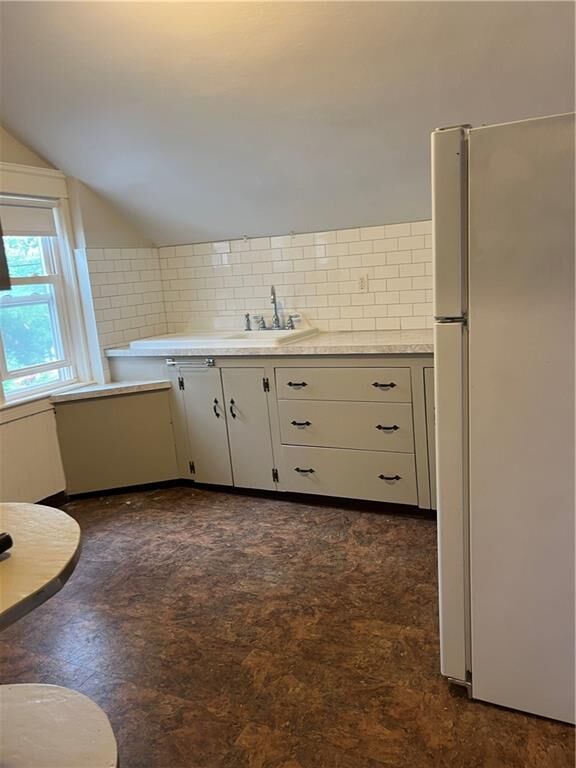 Property Photo:  581 Woonasquatucket Avenue 2  RI 02911 