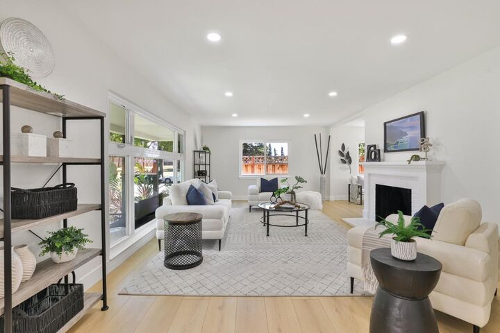 Property Photo: 1149 South Daniel Way CA 95128