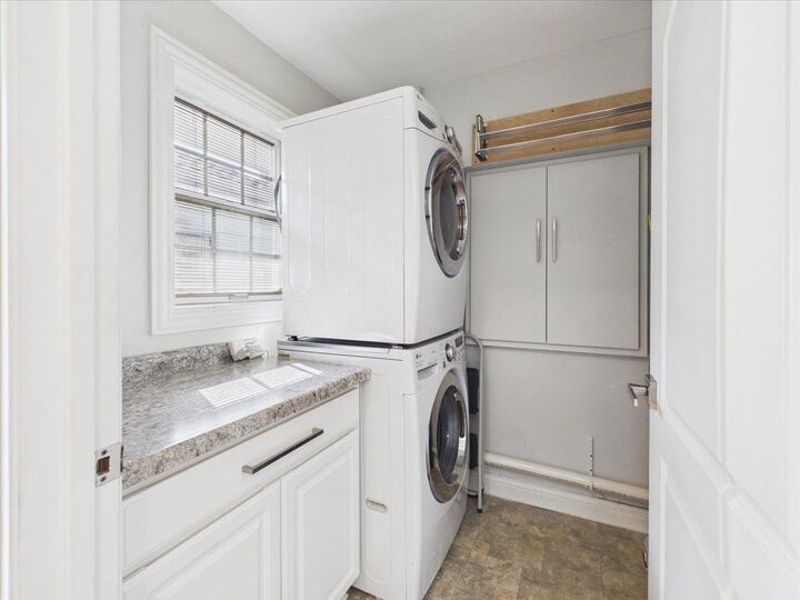 Property Photo:  5383 Mariners Cove Drive 405  WI 53704 