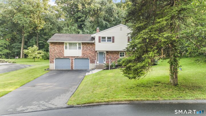 Property Photo:  1185 Highview Terrace  CT 06410 