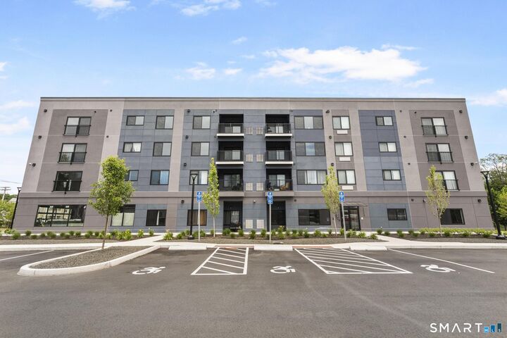 Property Photo:  414 Mather Street  CT 06514 