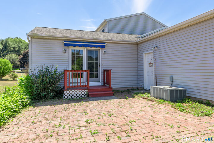 Property Photo: 23 Sara Circle CT 06473