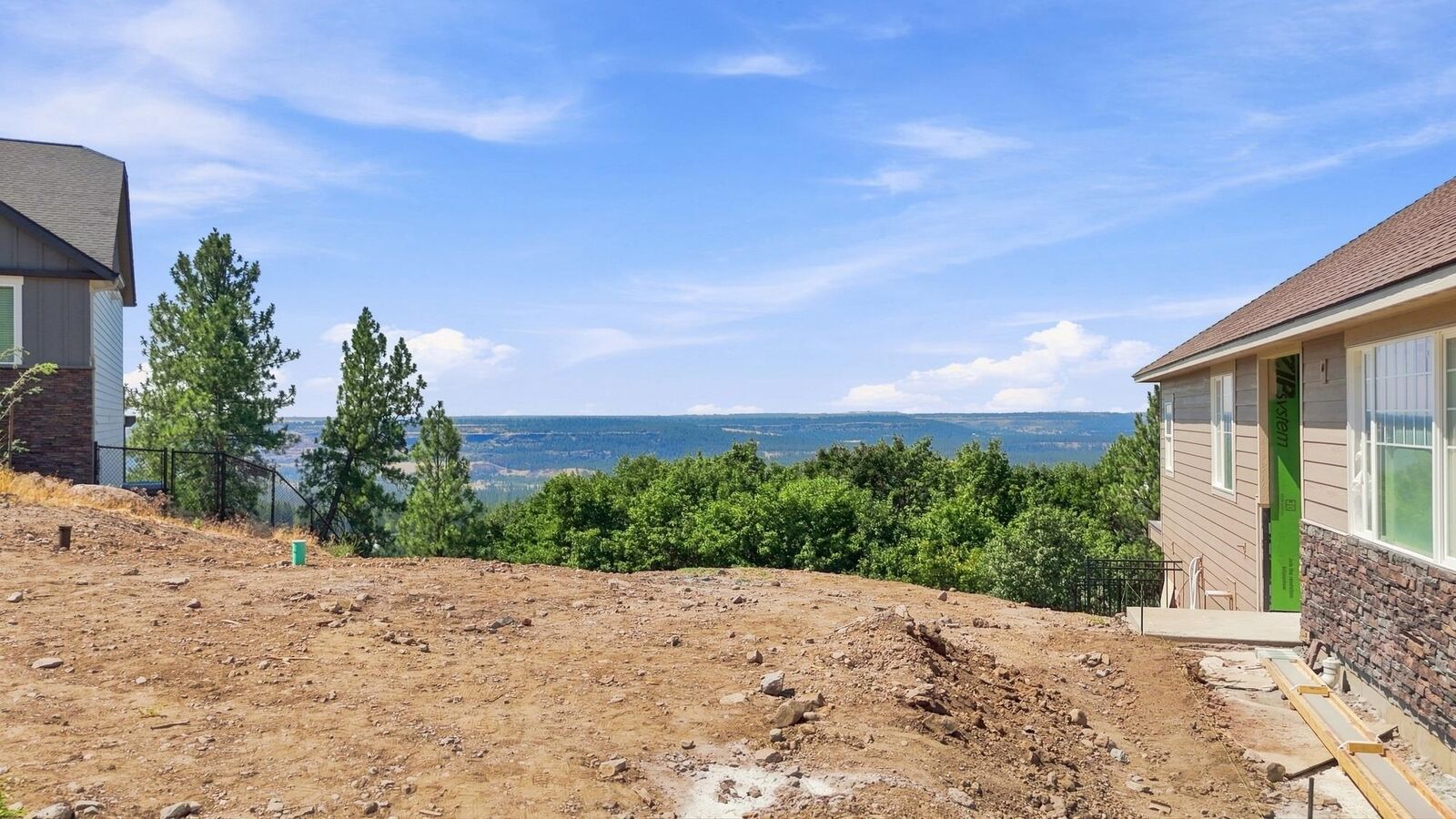Property Photo:  7809 N Warren Ln  WA 99208 