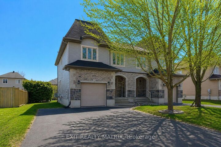 111 Brunet Street — photo 1