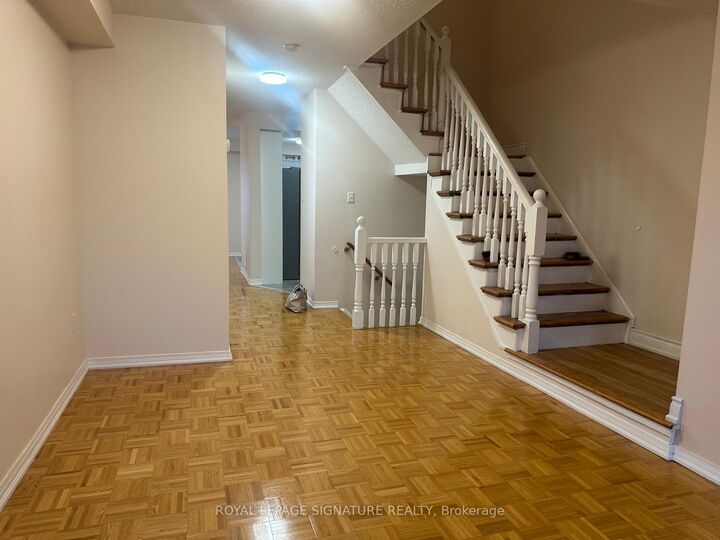 Property Photo:  28 Pompano Place  ON L6P 1N5 