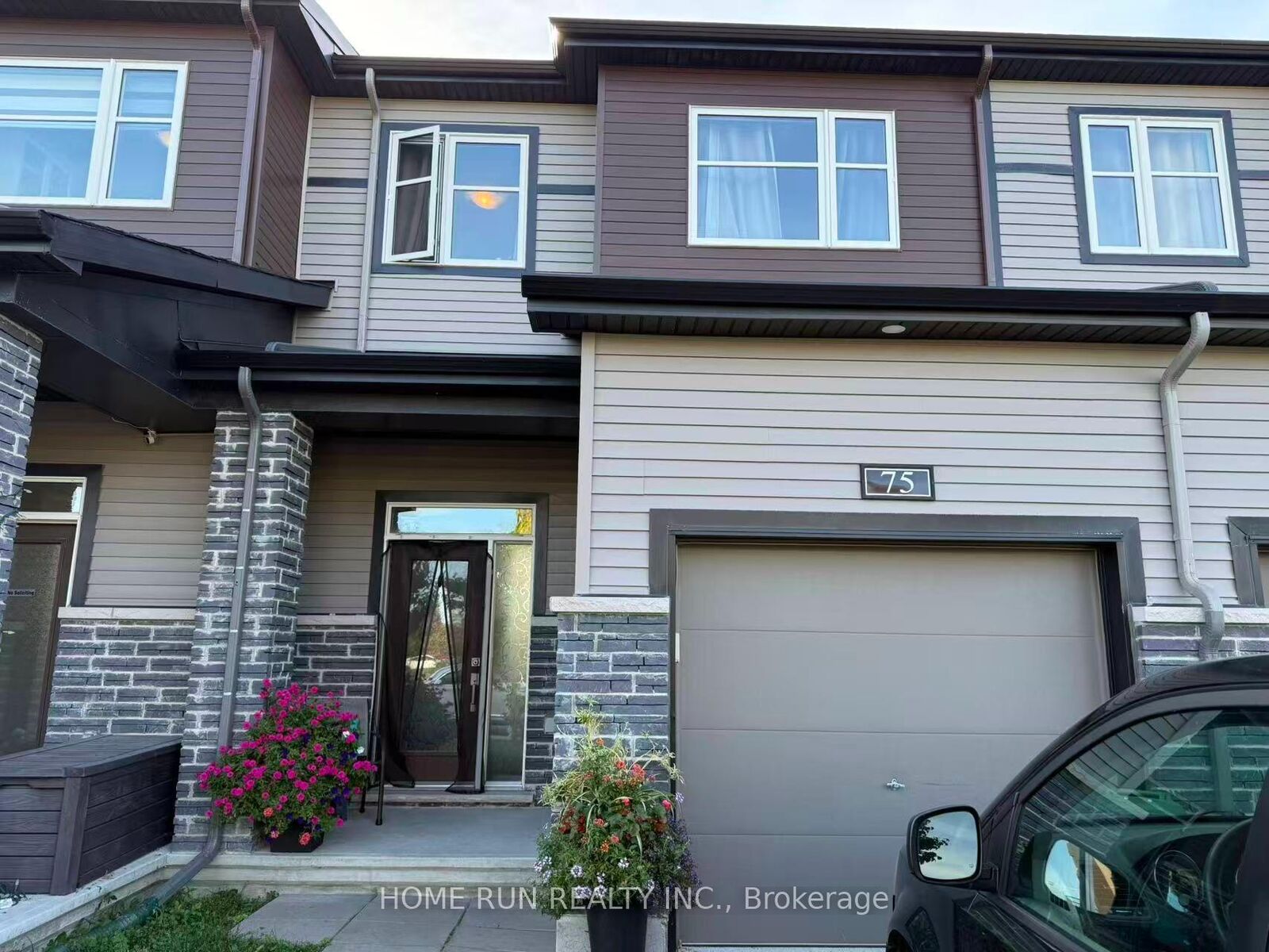 Property Photo:  75 Aura Avenue  ON K2J 6R8 