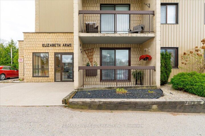 Property Photo:  31 Victoria Street S 102  ON N7G 3Y4 