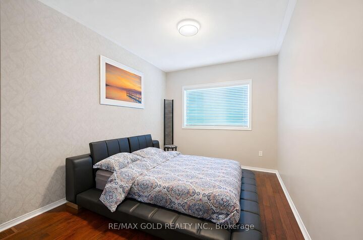 Property Photo:  19 Florence Drive  ON L7A 2M4 