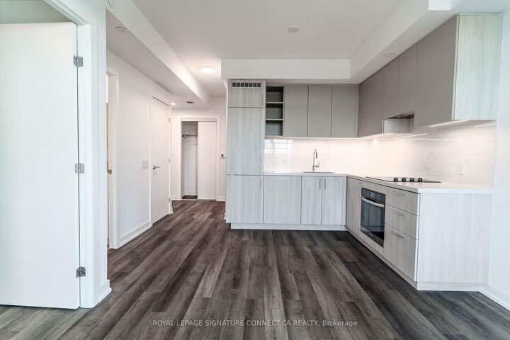 Property Photo:  2851 Hwy 7 N/A 601  ON L4K 1W2 