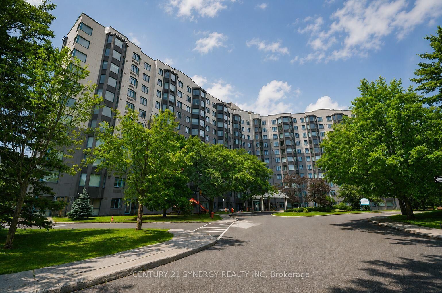 Property Photo:  1025 Grenon Avenue 230  ON K2B 8S5 