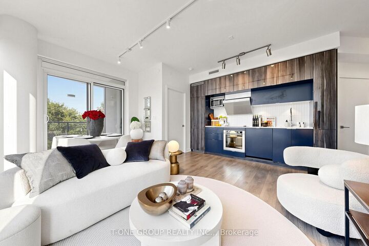 Property Photo: 28 Avondale Avenue 502 ON M2N 0K2