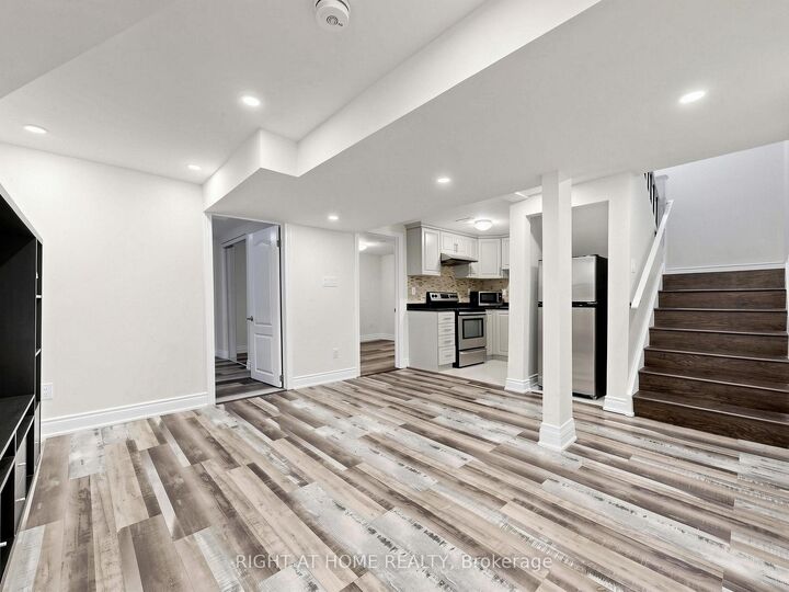 Property Photo: 148 Sexton Crescent (Basement) ON M2H 2L6