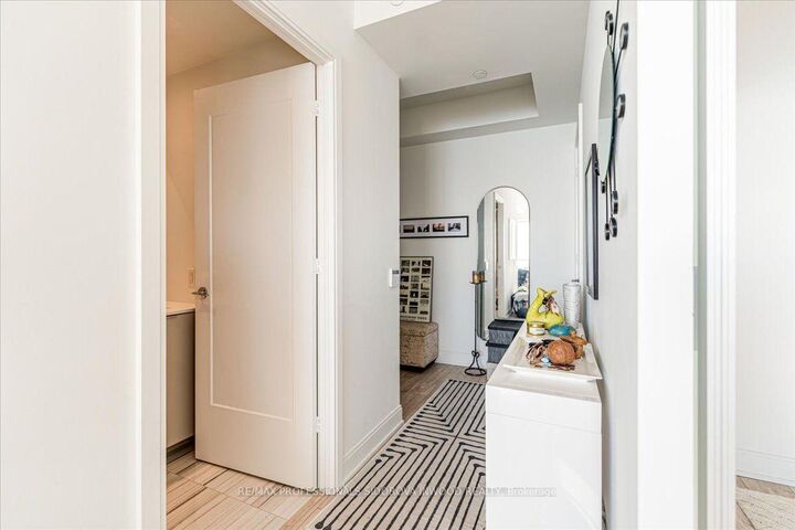 Property Photo:  70 Annie Craig Drive 4105  ON M8V 0G2 