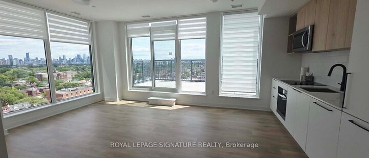 Property Photo:  1185 Dupont Street 904  ON M6H 0G5 