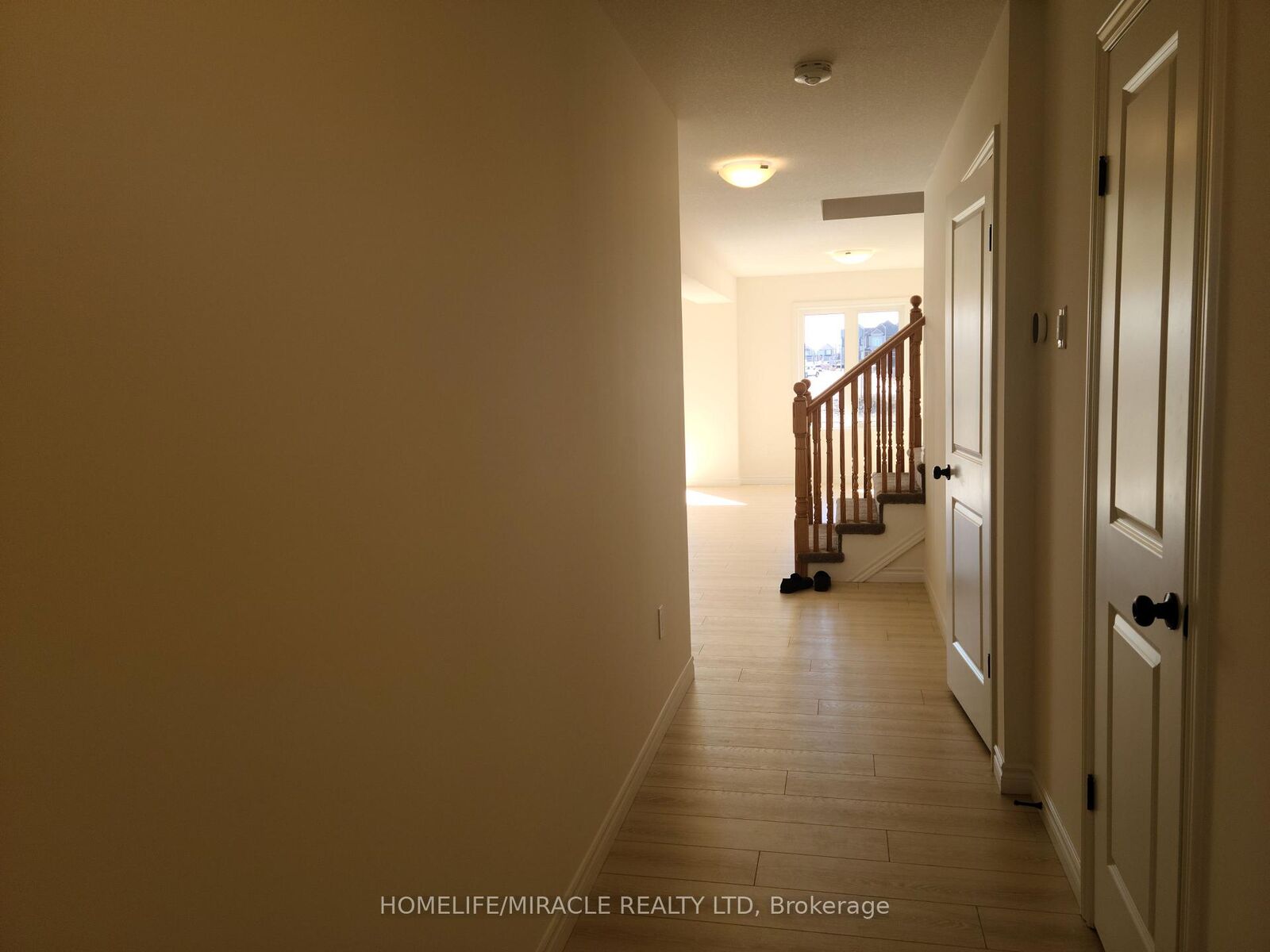 Property Photo: 117 Mattingley Street ON N3L 2M2