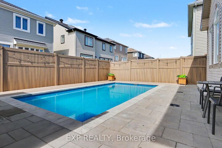 Property Photo:  73 Bristling Crescent  ON K2J 6C2 