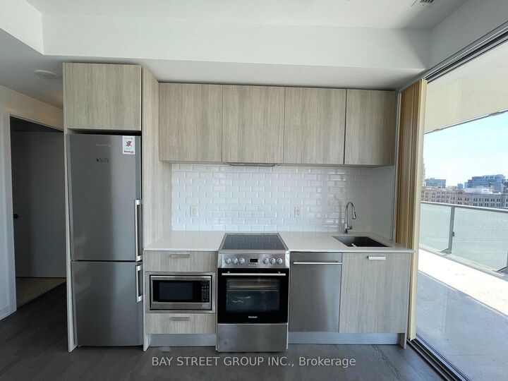 Property Photo:  57 St Joseph Street 1019  ON M5S 0C5 