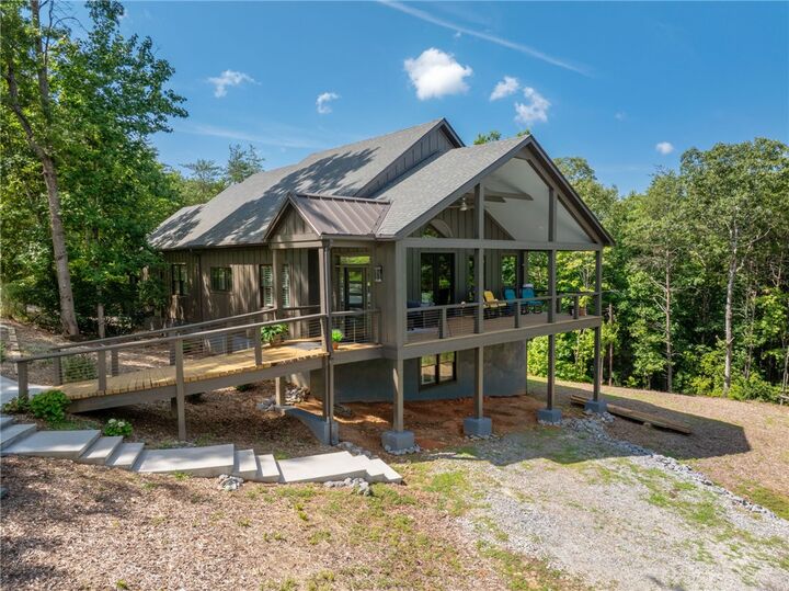 Property Photo: 109 Bumsa Place SC 29671