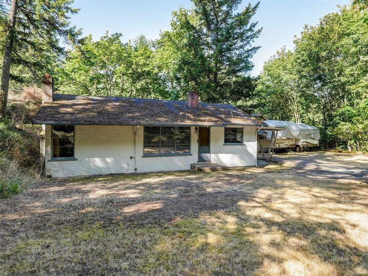 Property Photo:  5142 West Saanich Rd  BC V9E 2E7 