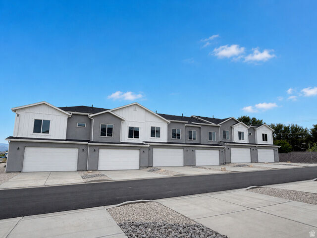 Property Photo:  1198 S Village Ln B1-B6  UT 84701 