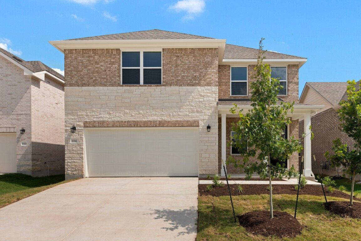 Property Photo:  1925 Fannie Road  TX 78633 