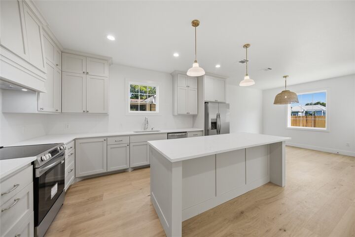 Property Photo: 237 E Brenham Street TX 78942