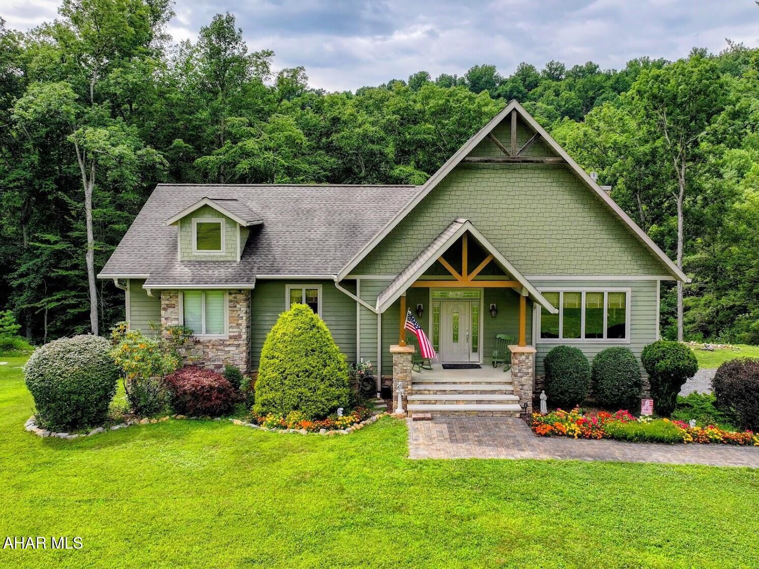 Property Photo: 1887 Evitts Creek Road PA 15522