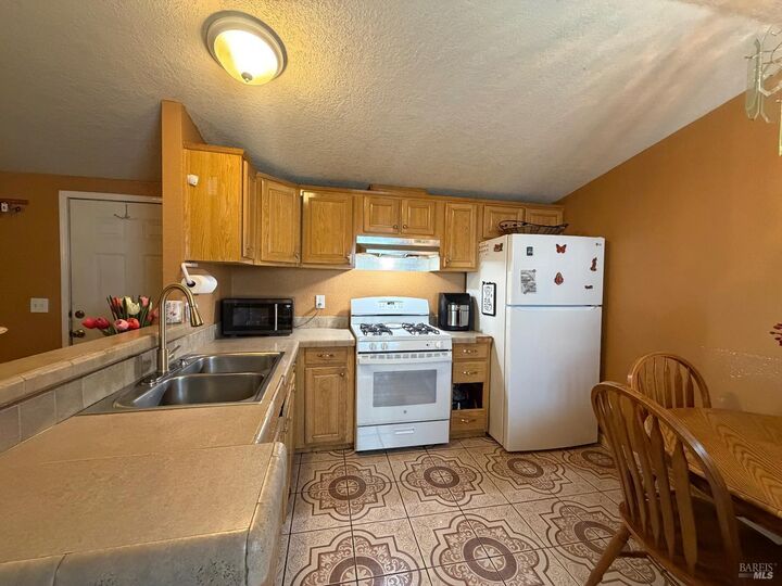 Property Photo: 2101 S State Street 29 CA 95482
