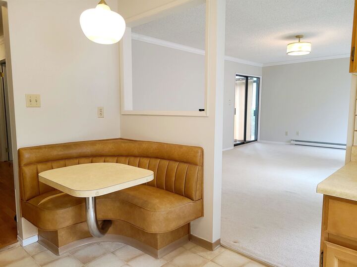 Property Photo:  1521 Blackwood Street 111  BC V4B 3V6 