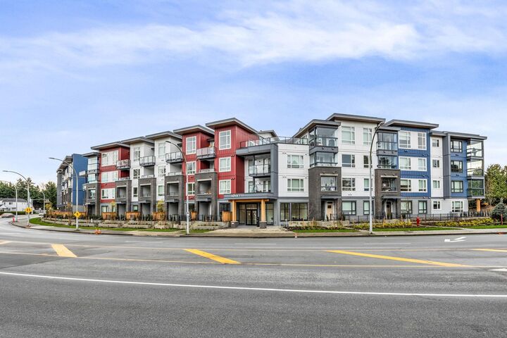 13788 76 Avenue 325 — photo 1