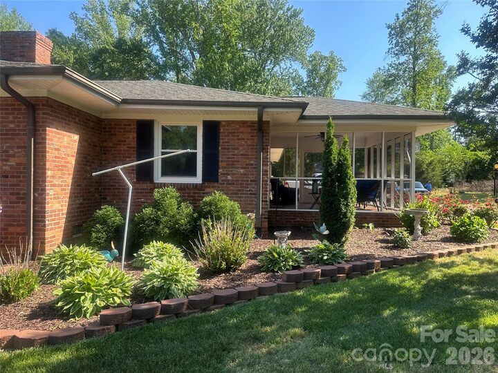 Property Photo:  1285 Patterson Street  NC 28023 
