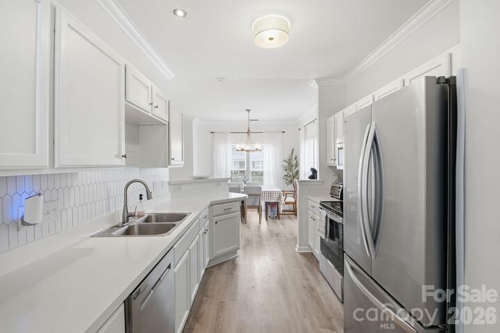 Property Photo: 12418 Blossoming Court NC 28273