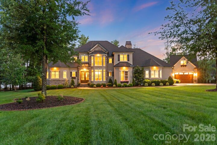 Property Photo:  200 Timber Lake Drive  NC 28166 