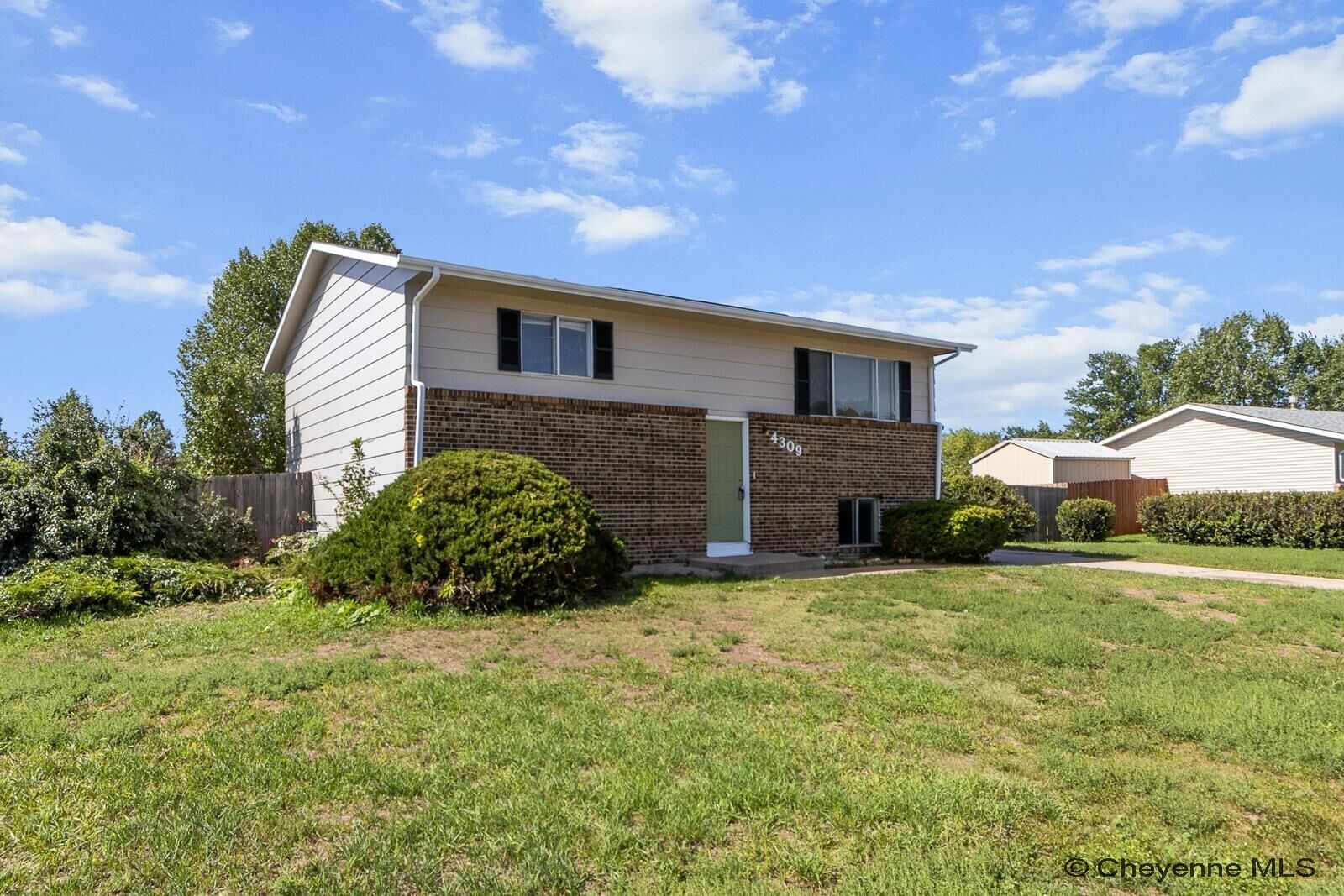 Property Photo:  4309 Rio Verde St  WY 82009 